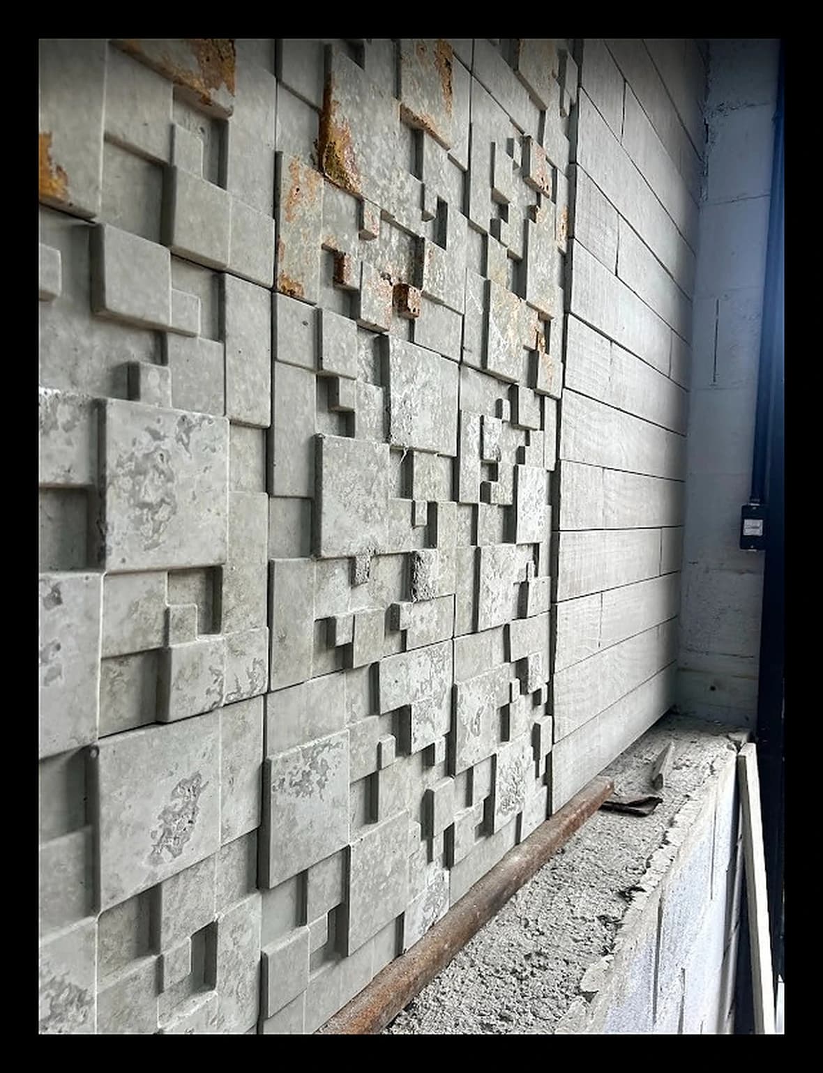 Revestimento Mosaico 3D cimentício · Peças cúbicas em relevo tridimensional · Central do Concreto Ivoti RS